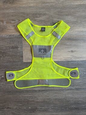 NATHAN High-Vis Running Vest in Neon Yellow with Reflective Panels
